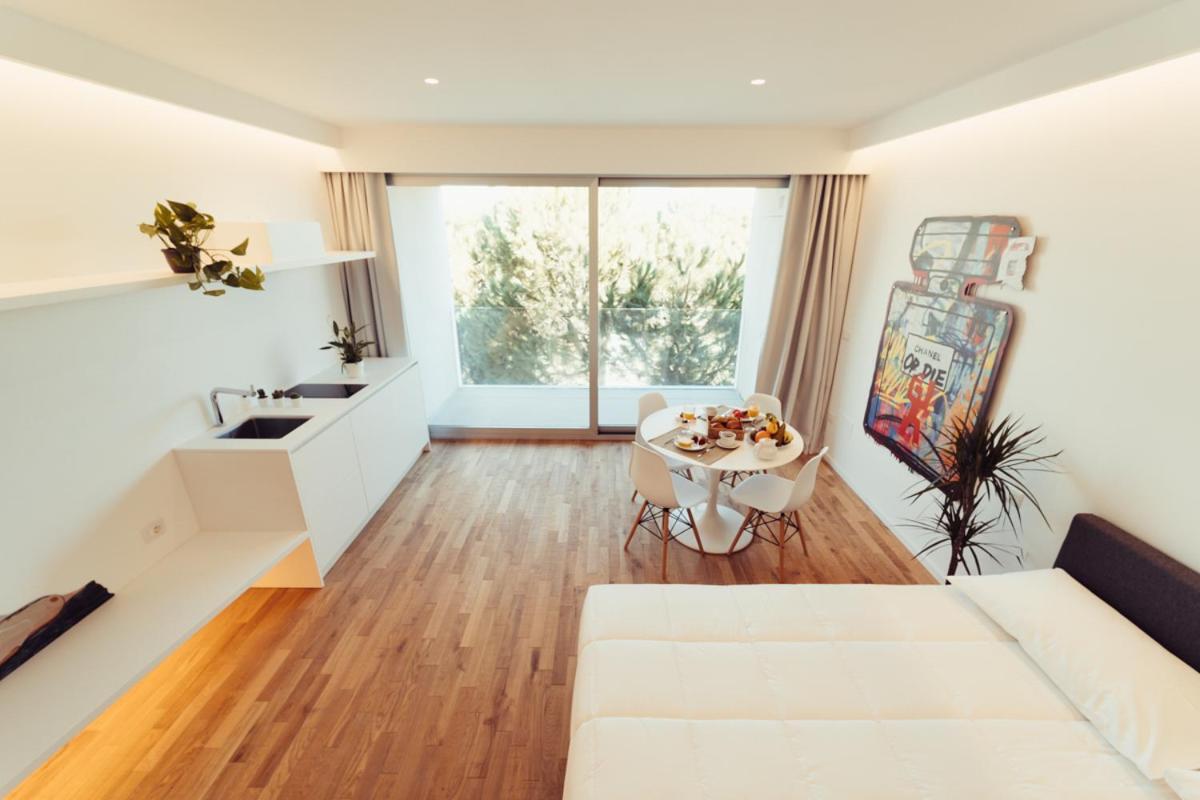 Marina Gardens Boutique&Suites Франкавила ал Маре Екстериор снимка