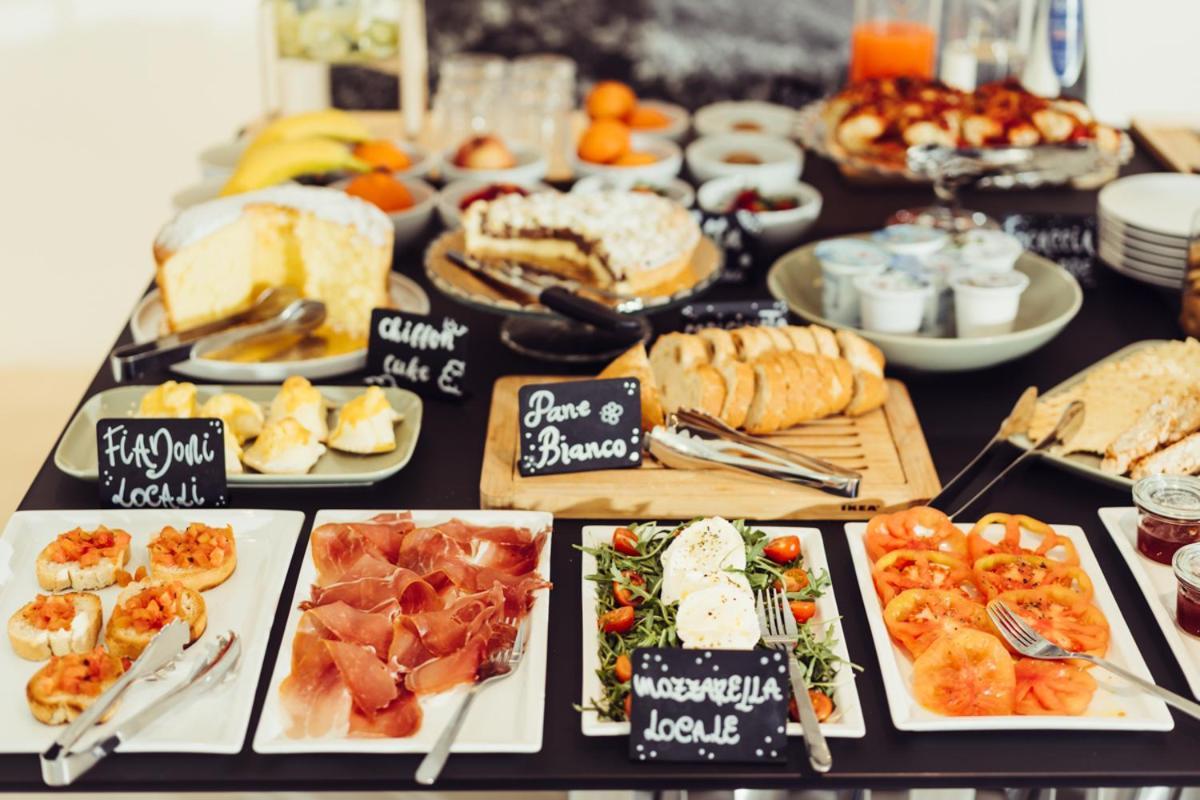 Marina Gardens Boutique&Suites Франкавила ал Маре Екстериор снимка