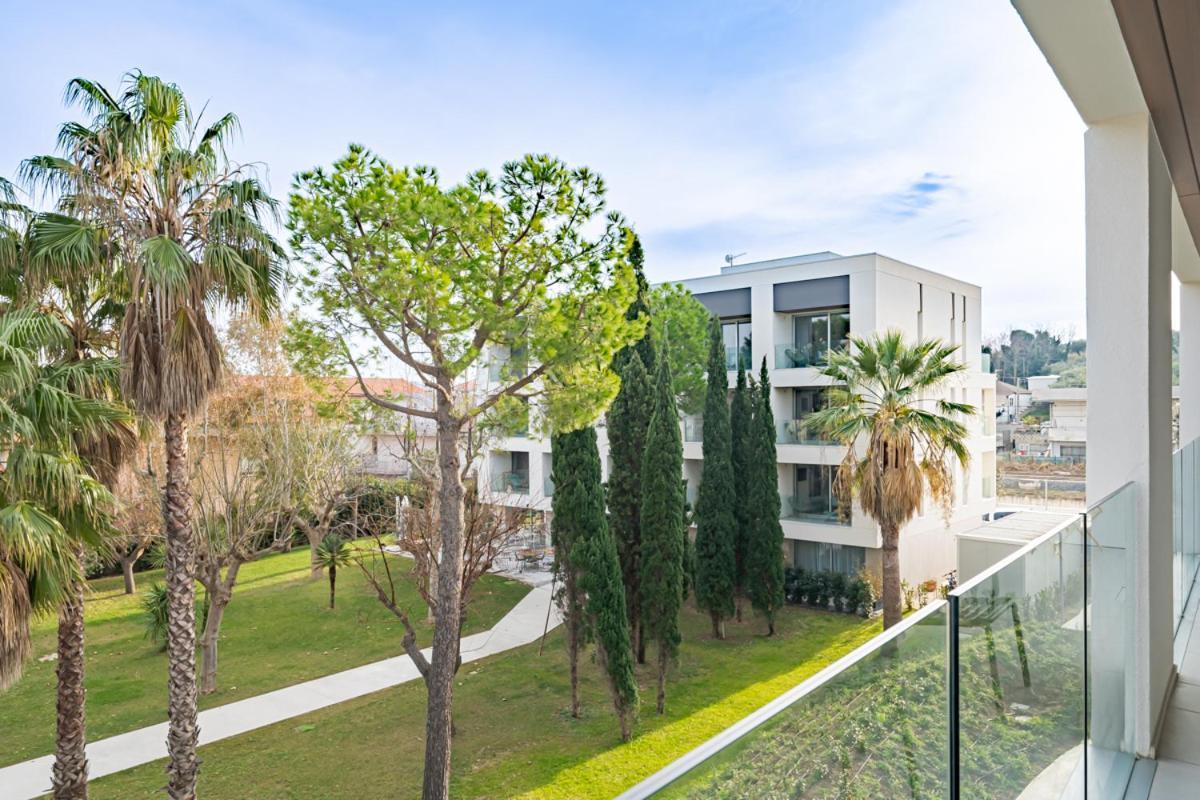 Marina Gardens Boutique&Suites Франкавила ал Маре Екстериор снимка